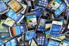 FBR Withdraws Notification, Allows Travelers to Bring More Than One Mobile Phone.