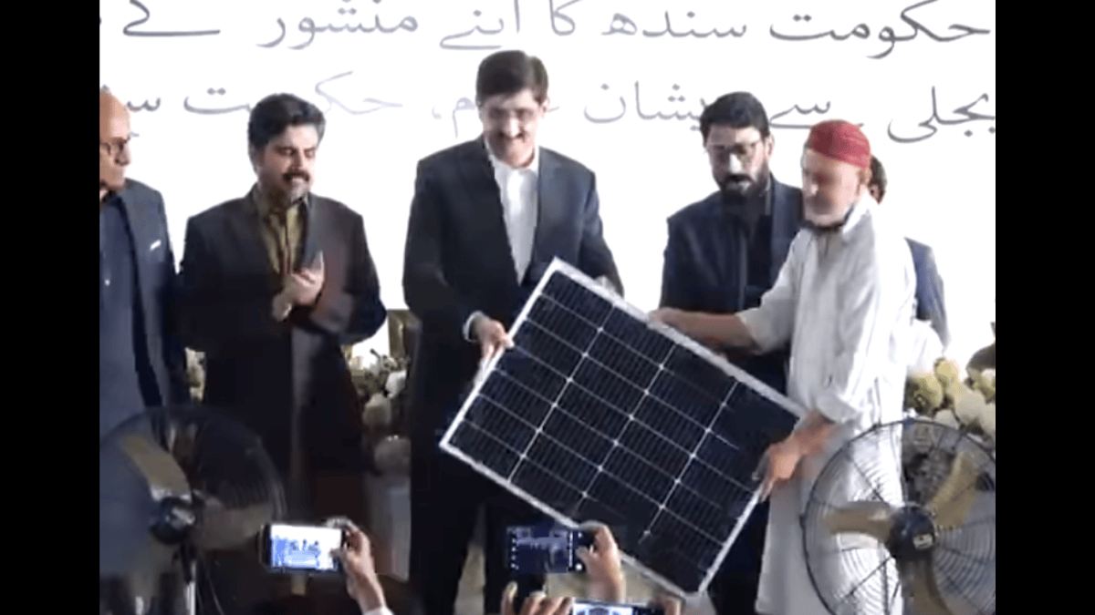 Sindh Government Takes a Bold Step Towards Renewable Energy: Solar Home Systems Distributed in Karachi