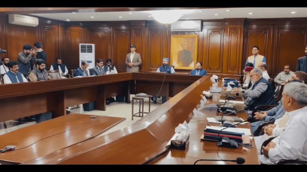 Sindh’s Agricultural Scientists Develop 22 High-Yield, Low-Water Crops
